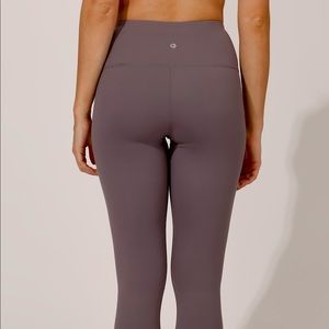 High waisted leggings